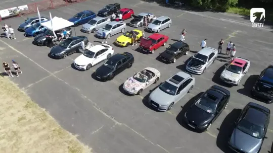 Piknik Lotniczy w Wilczych Laskach mimo kapryśnej pogody przyciągnął tłumy i potwierdził swoją rangę [WIDEO]