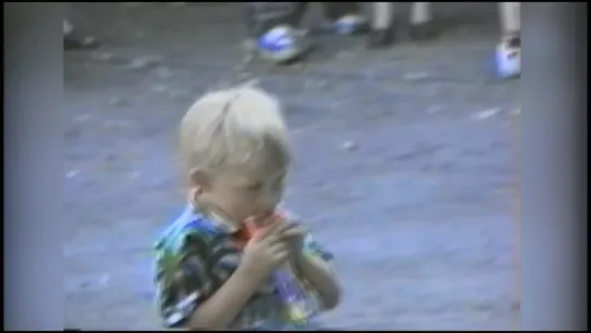Pola i Maciek wracają do 1999 roku: Scena Letnia w miejskim parku i wsparcie Kormorana oraz Warty