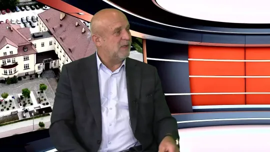 Starosta szczecinecki Krzysztof Lis o współpracy z Kronospanem, leśnikami i inwestycjach drogowych