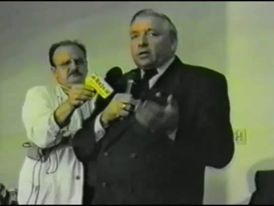 Archiwa z 1999: Lepper w Wilczych Laskach i rolnicze protesty w gminie Szczecinek