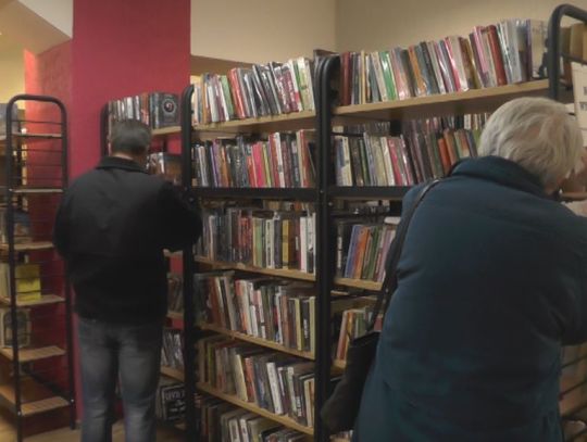 Biblioteki już czynne