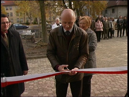Budynek komunalny w koszarowcu