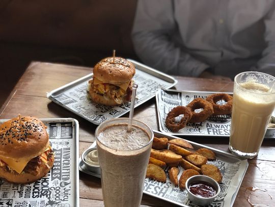 Burgery w kuchni w stylu fusion – jak smakują?