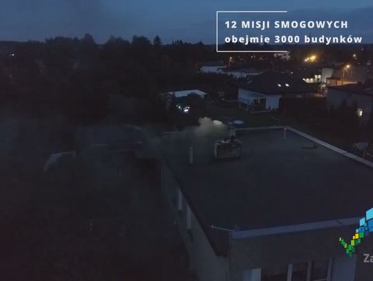Dron ponownie nad kominami zachodniopomorskich miast. Kolejne żółte kartki dla palących śmieciami 