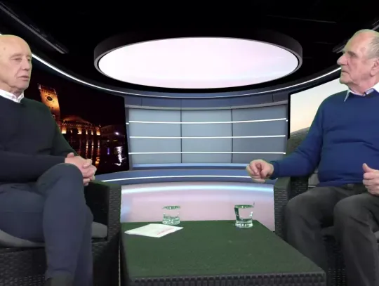 Dziennikarz pyta, burmistrz odpowiada