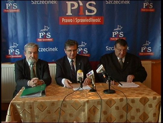 Konferencja posłów