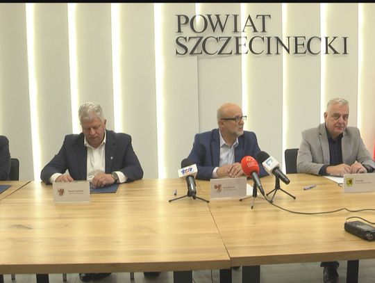 Konferencja prasowa w starostwie. 