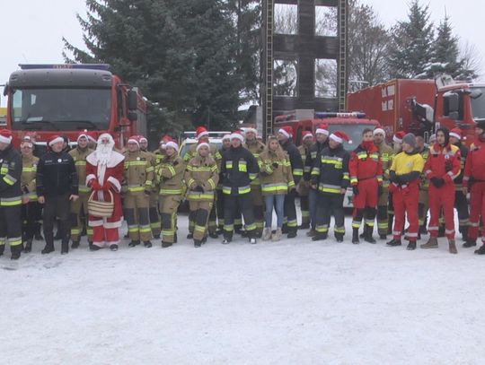 Konwój świętego Mikołaja na drogach powiatów koszalińskiego i szczecineckiego