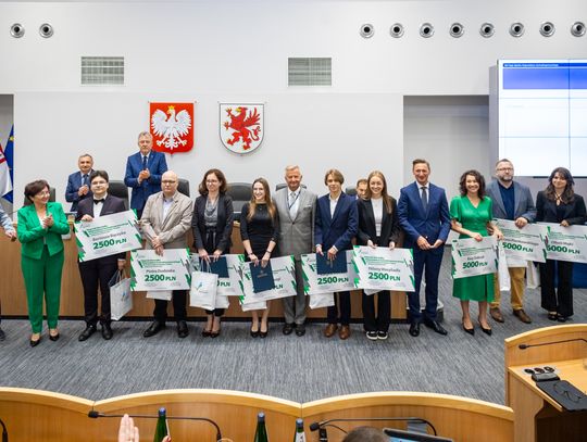 „Matura na 100 PROCENT”.  W gronie najlepszych zachodniopomorscy maturzyści