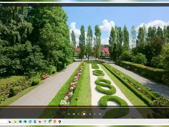 Na piknik mozna do parku nad Trzesieckiem