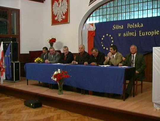 Nocne samorzadowców obrady