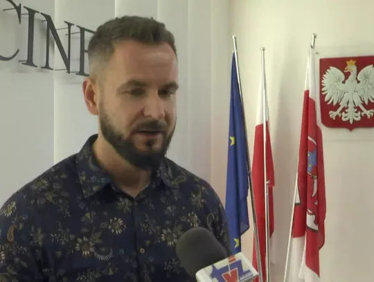 Nowoczesne zadaszenie nad boiskiem w Szczecinku – całoroczna hala sportowa dla uczniów i społeczności lokalnej!