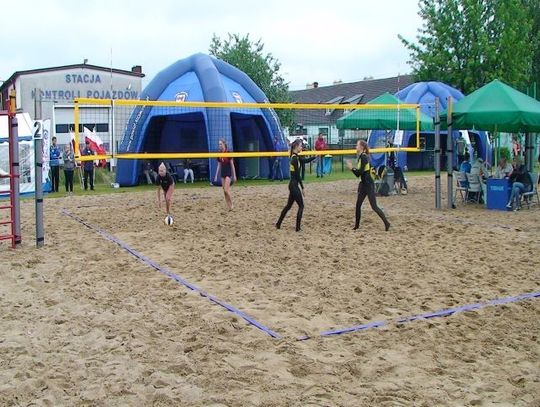 Plażówka w deszczu