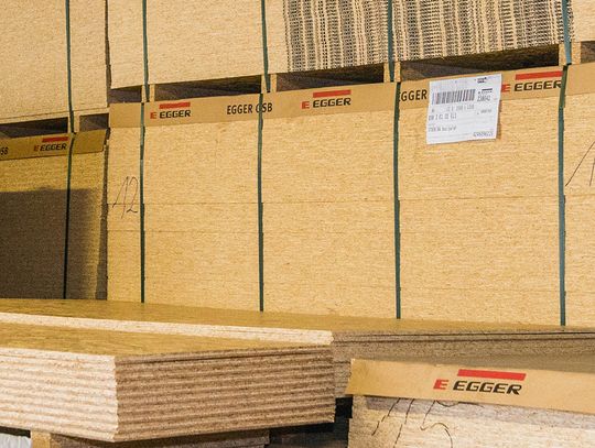 Płyta OSB i płyta karton-gips - jak wybrać odpowiednie materiały budowlane?