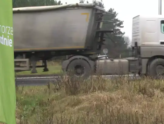 Podpisano umowę na II etap obwodnicy Szczecinka (DW172): 1,5 km do węzła S11 z wiaduktem nad linią 404 — ruch ciężarowy wyprowadzony poza miasto, S11 gotowa jesienią 2026
