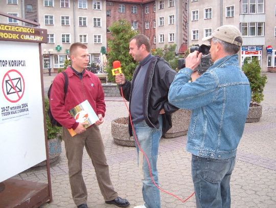 Przeciw korupcji