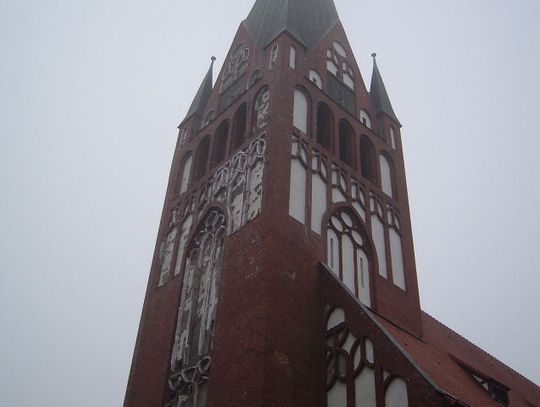 Remontuja kościół