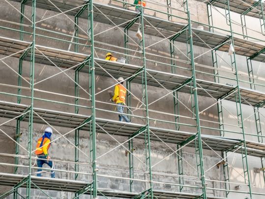 Rusztowania budowlane - bezpieczeństwo i efektywność w pracach budowlanych