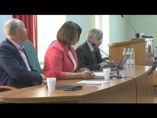 Sesja Rady Powiatu cz1