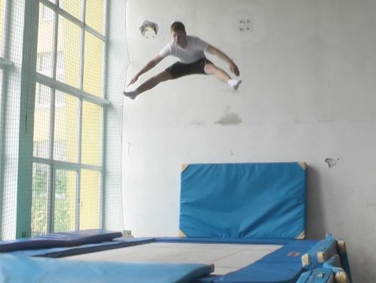 Skoki na trampolinie