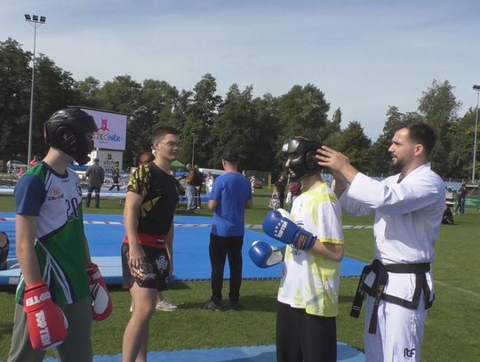 „Sport dla każdego” – Integracyjne Święto Aktywności na Stadionie Lechii z Uczestnictwem 20 Klubów Sportowych