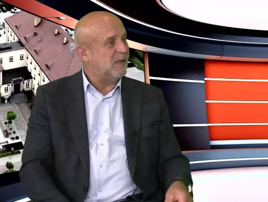 Starosta szczecinecki Krzysztof Lis o współpracy z Kronospanem, leśnikami i inwestycjach drogowych