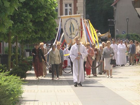 Tłumy na ulicach Szczecinka