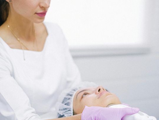 Ulthera Szczecin - jak Ultherapy może poprawić wygląd skóry i pomóc w usuwaniu rozstępów