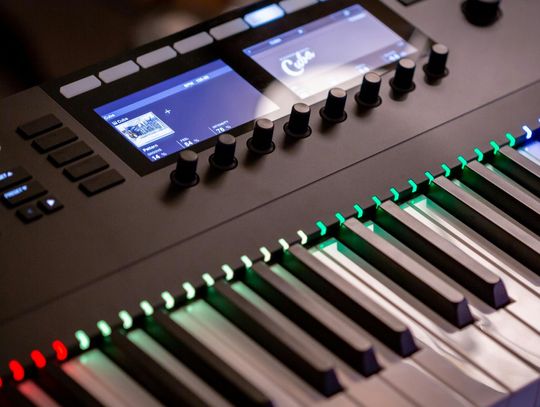Wybór keyboardu dla początkującego – praktyczny przewodnik