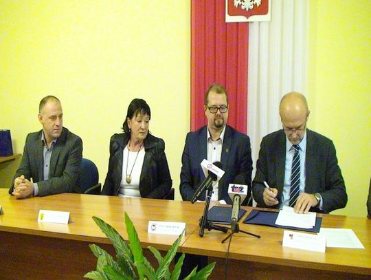 Złamią bariery