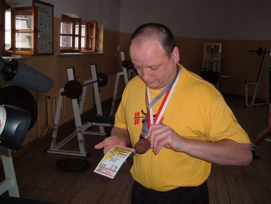 Znów z medalem