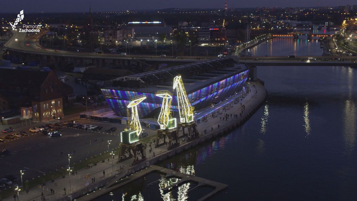 Iluminacje Morskiego Centrum Nauki