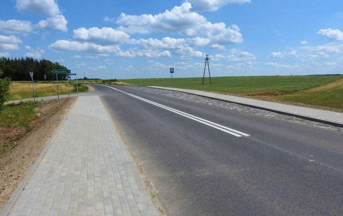 Leśnicy pomagaja samorządom w przebudowie dróg 