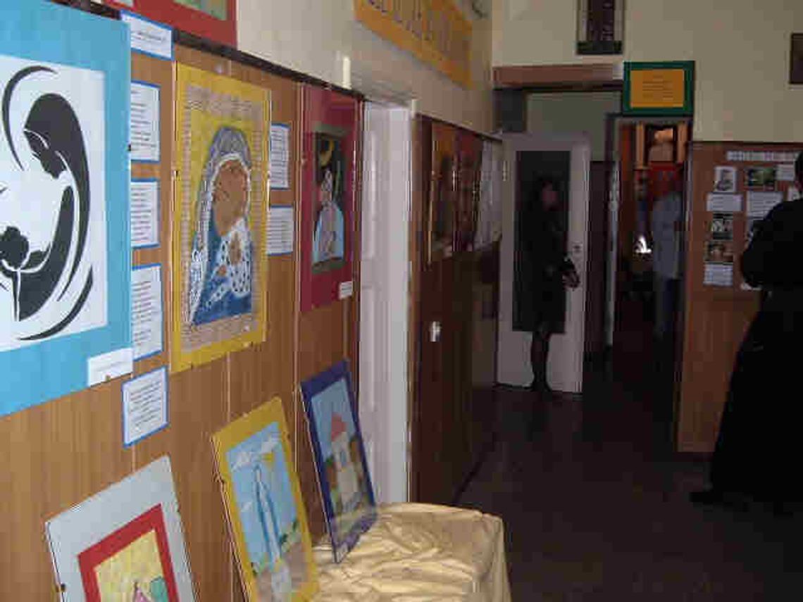 Przez sztuke do serca Maryi