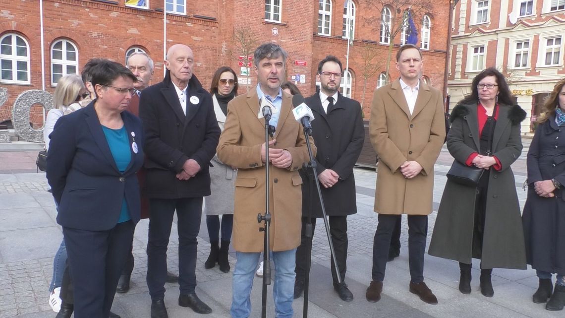 Radosław Lubczyk razem z Jerzym Hardie-Douglasem do powiatu