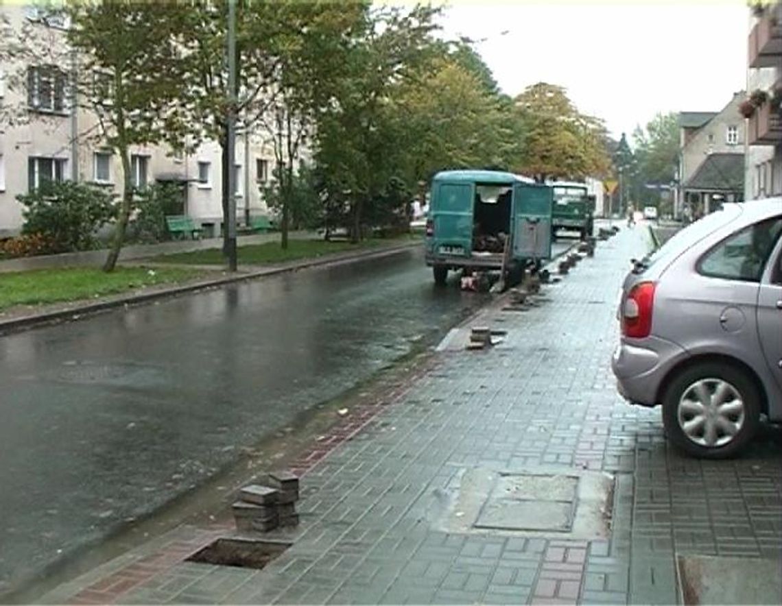 Rujnowanie(?) chodnika