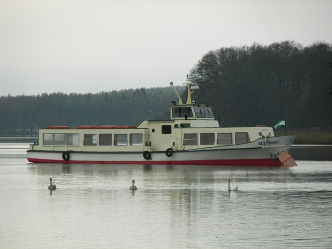 Statki na brzeg!