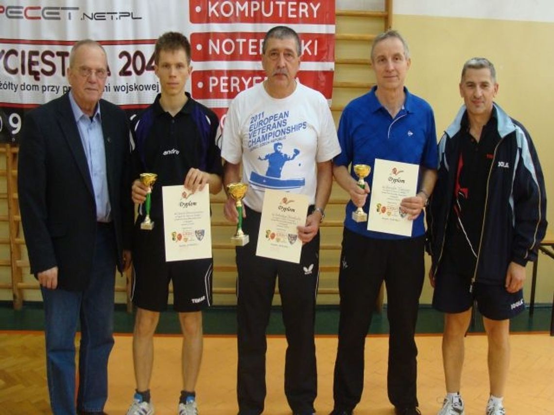 Tenis górą