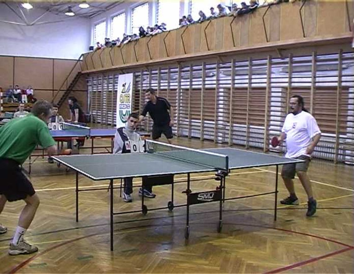 Turniej tenisa stołowego