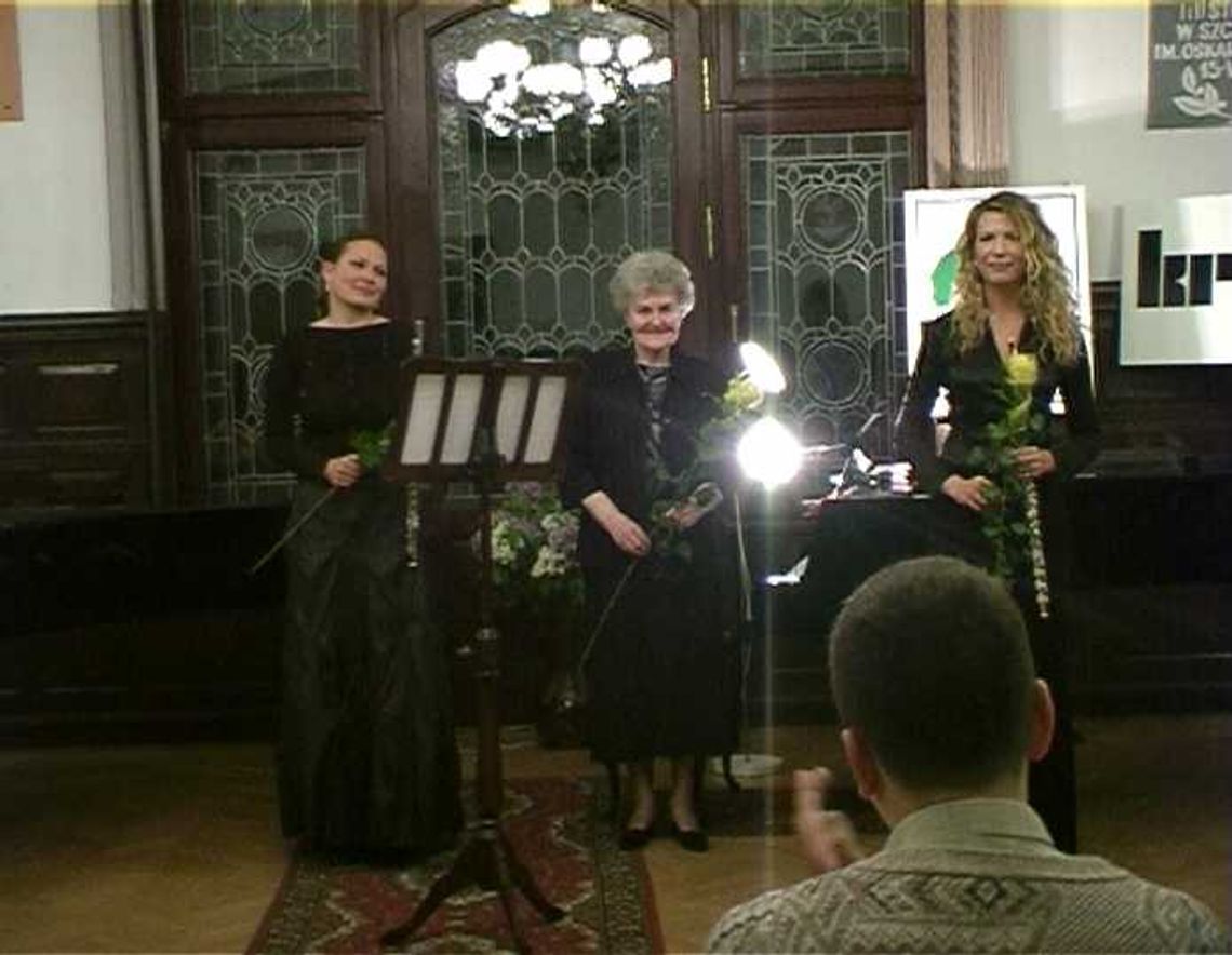 Zagrały flecistki