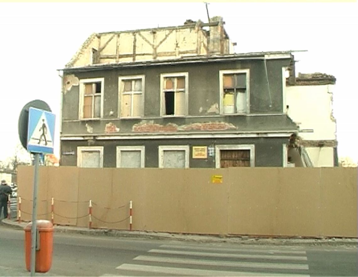 Znika kolejna rudera