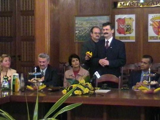 Spotkanie w ratuszu z władzami miasta (na zdjęciu  burmistrz Goliński)