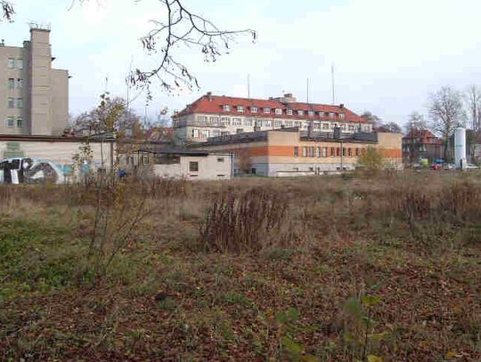 Bałagan za płotem