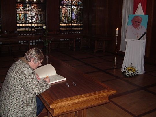 Księga Kondolencyjna