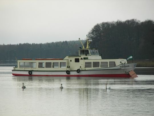 Statki na brzeg!