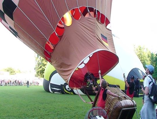 Balony nad miastem