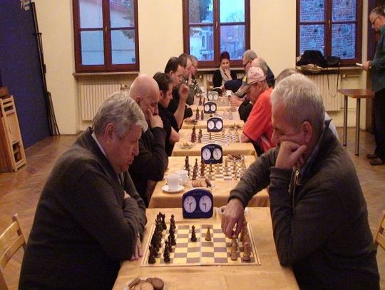 Taktyk wygrywa